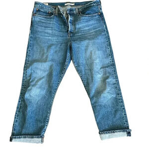 Levi's Premium Blue Denim Straight Leg Jean Size W31